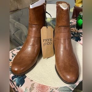 FRYE AND CO Brown Vegan Leather Ankle Boots